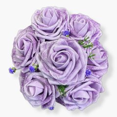 Květinový košík Lavender Mist: Saténové růže v šedém proutí