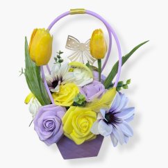 Jarní dárková taštička: Žluté tulipány, cínie a pěnové růže