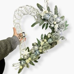 Věnec srdce – ledově modrá dekorace