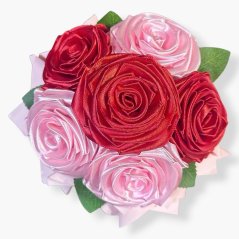 Flower Box „Duo Romance“ – Mix saténových růží (červená a světle růžová)