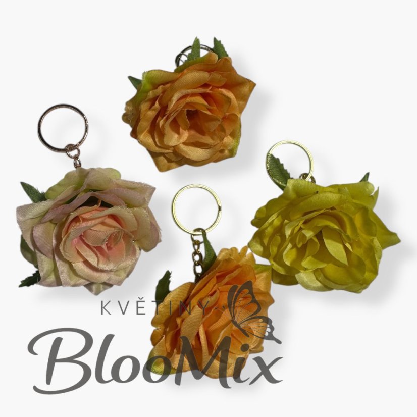 Klíčenka – umělé růžičky s diamantem