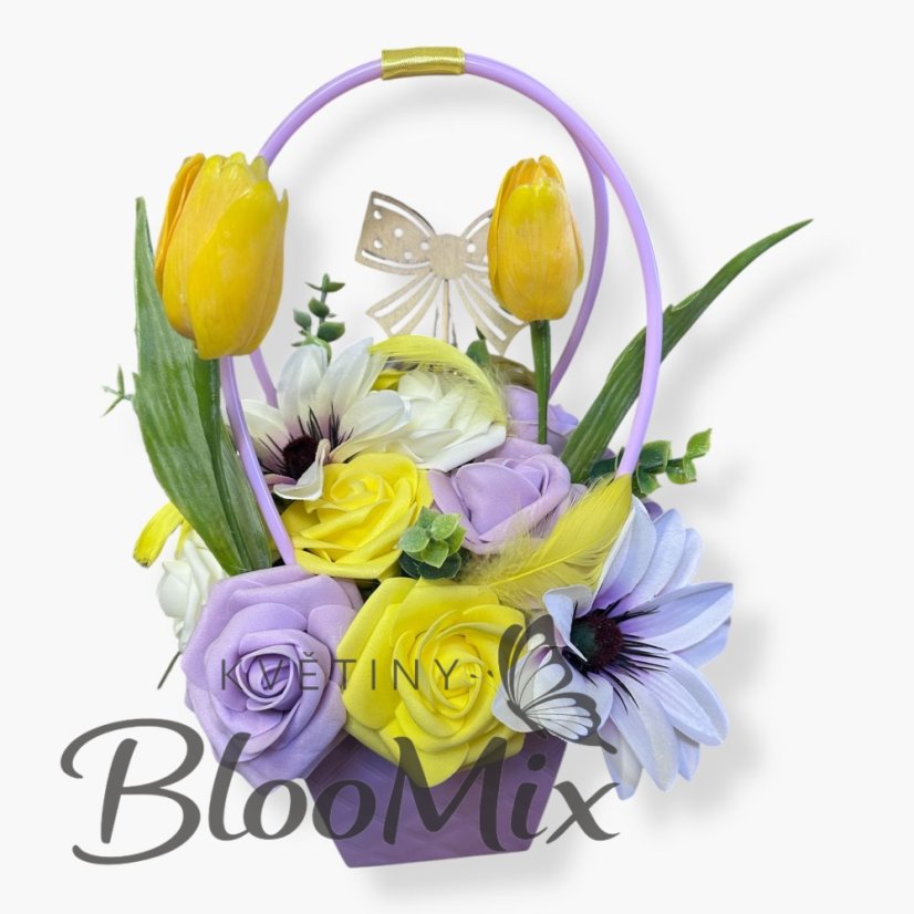 Jarní dárková taštička: Žluté tulipány, cínie a pěnové růže