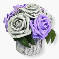 Květinové aranžmá Lavender Mist: Fialové a stříbrné růže